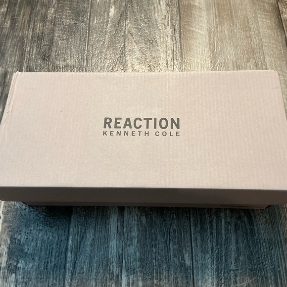 Kenneth Cole Light Blue Textured Flats with Bow Size 9 - Picture 7 of 12